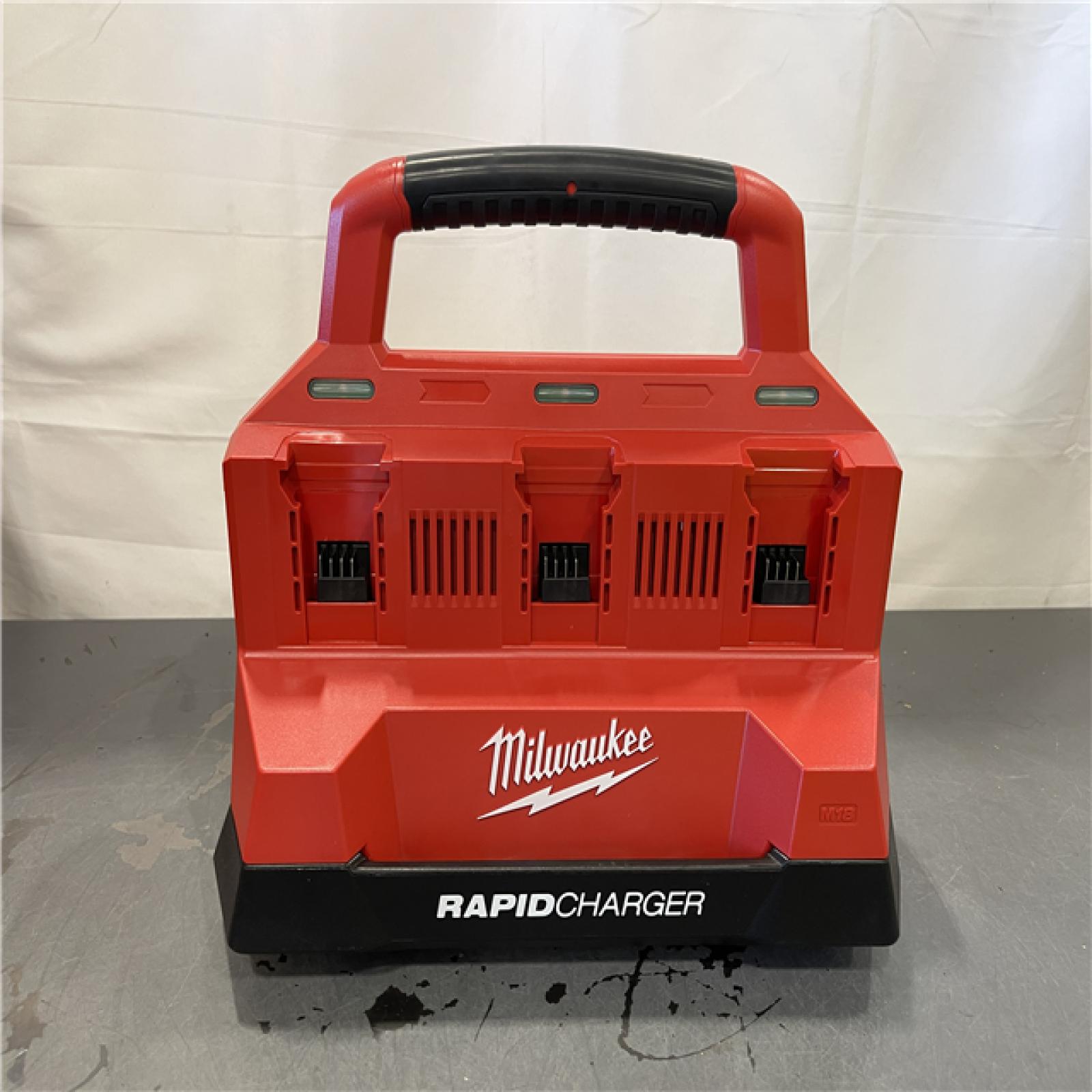 AS-IS - Milwaukee M18 Packout Six Bay Rapid Charger