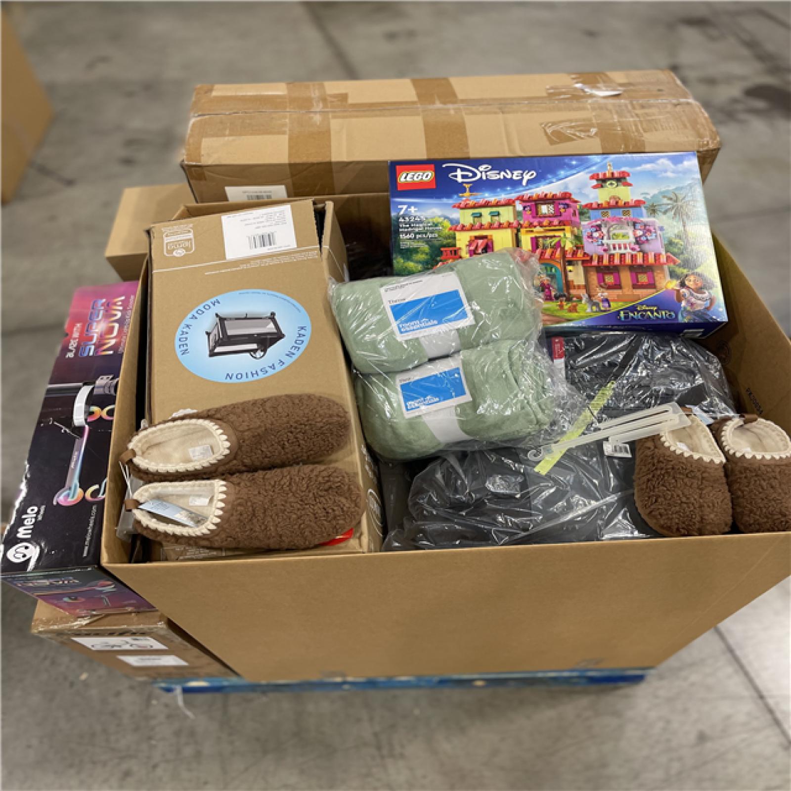 DALLAS LOCATION - NEW! BULLSEYE MIXED PALLET