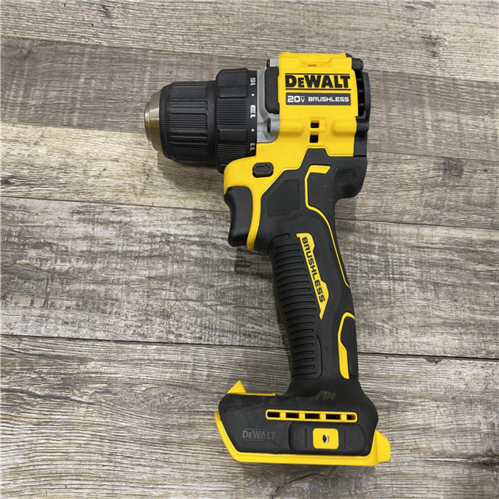 AS-IS DEWALT Atomic 20V Lithium-Ion Cordless Compact 1/2 in. Drill/Driver Kit