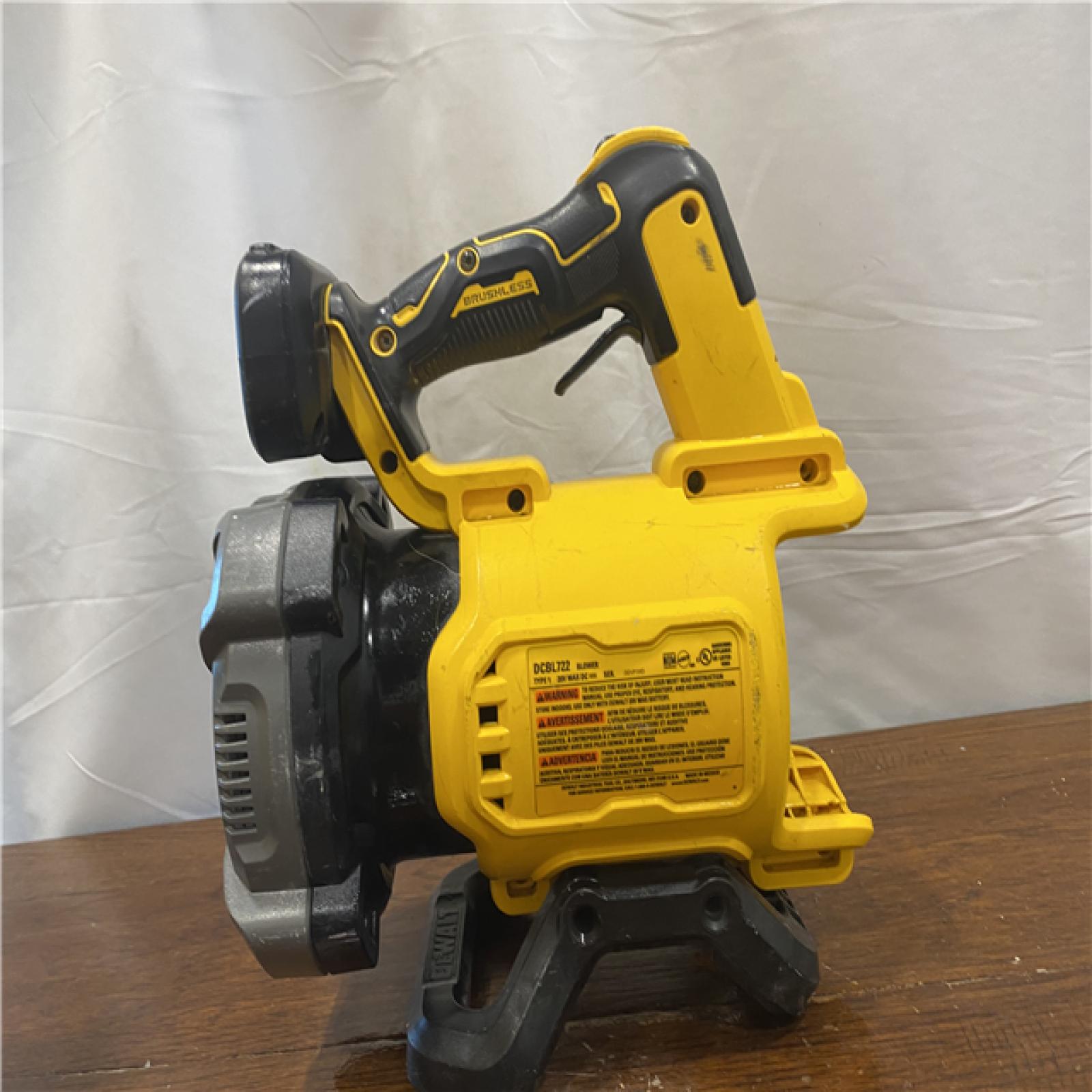 AS-IS DEWALT 20V MAX 125 MPH 450 CFM Brushless Cordless Battery Powered Blower (Tool Only)
