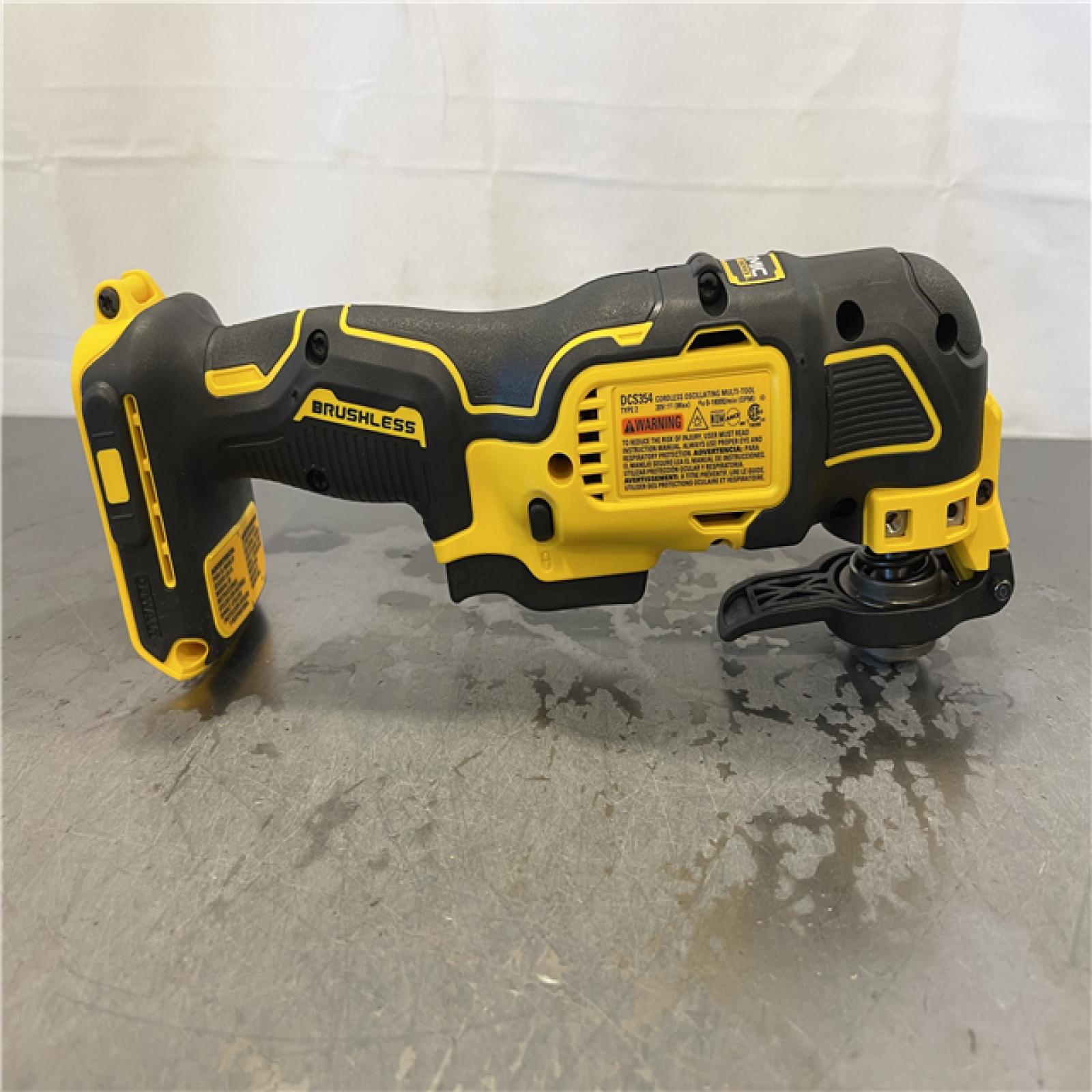 AS-IS - DEWALT ATOMIC 20V MAX Cordless Brushless Oscillating Multi Tool
