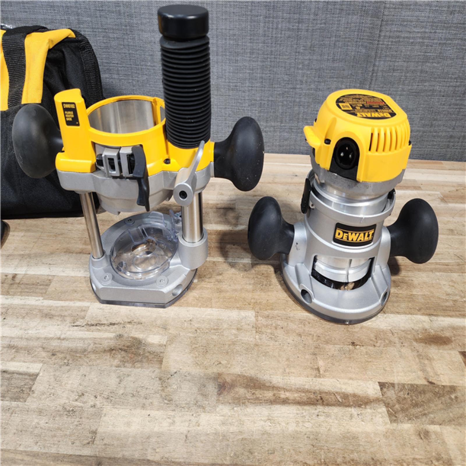 HOUSTON LOCATION - AS - IS DEWALT 12 Amp Corded 2-1/4 Horsepower Electronic Variable Speed Fixed Base Router with Soft Start