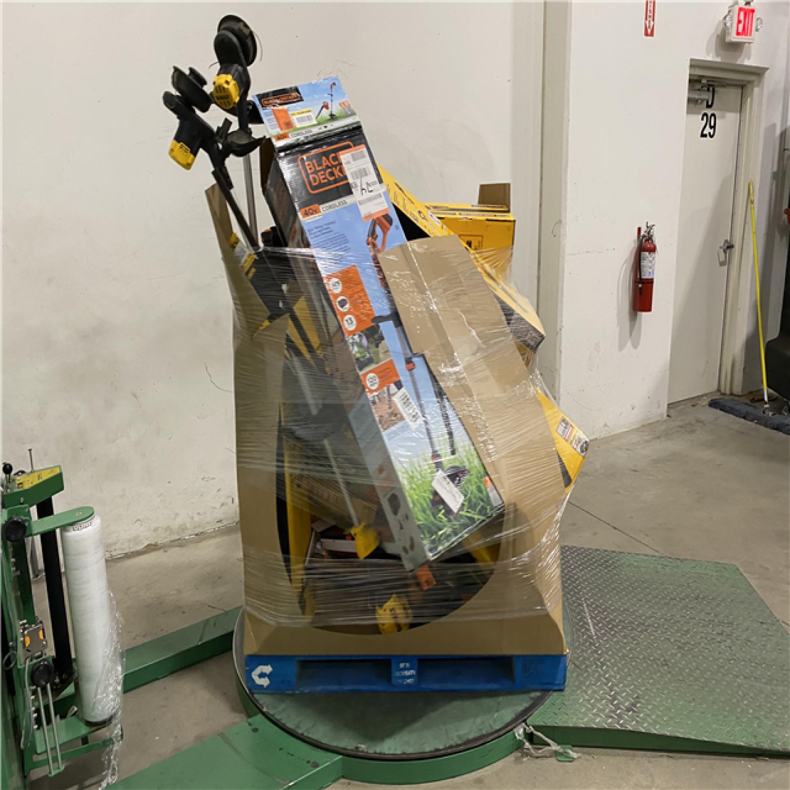 Dallas Location - As-Is DEWALT Tool Pallet