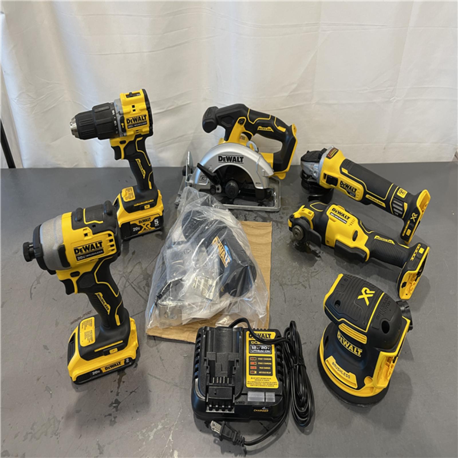 AS-IS - DEWALT 20-Volt MAX ToughSystem Lithium-Ion 6-Tool Cordless Combo Kit