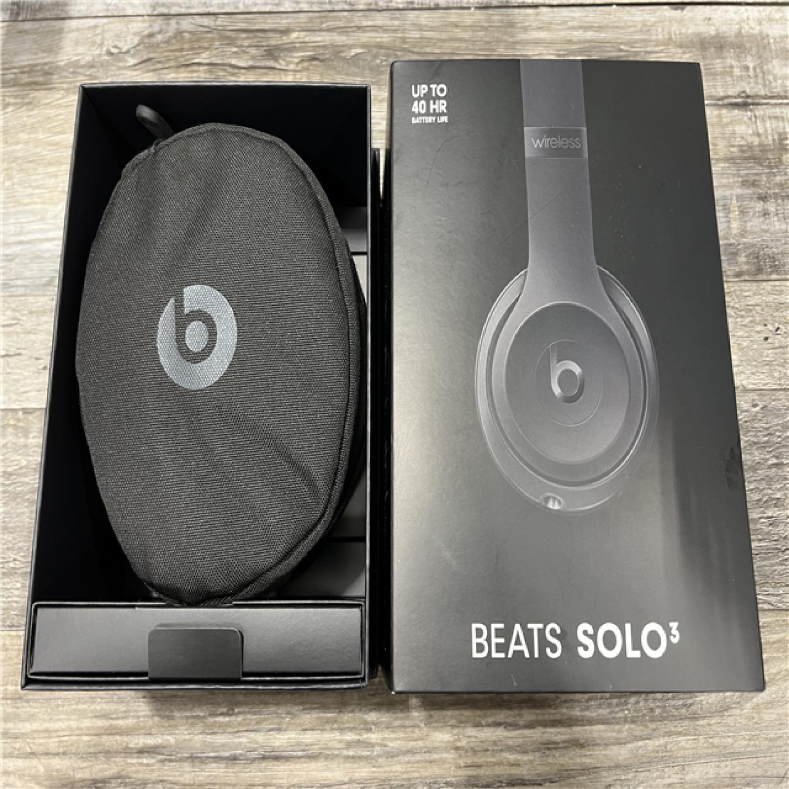 AS-IS Beats - Solo3 Wireless Headphones - Black