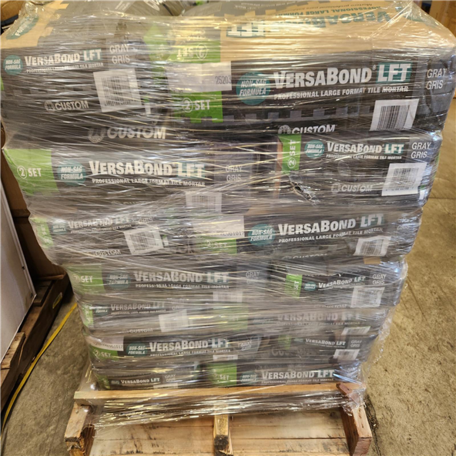 Phoenix NEW Custom Building Products VersaBond-LFT 50 lb. Gray Professional Medium Bed Large Format Tile Mortar Pallet of 35