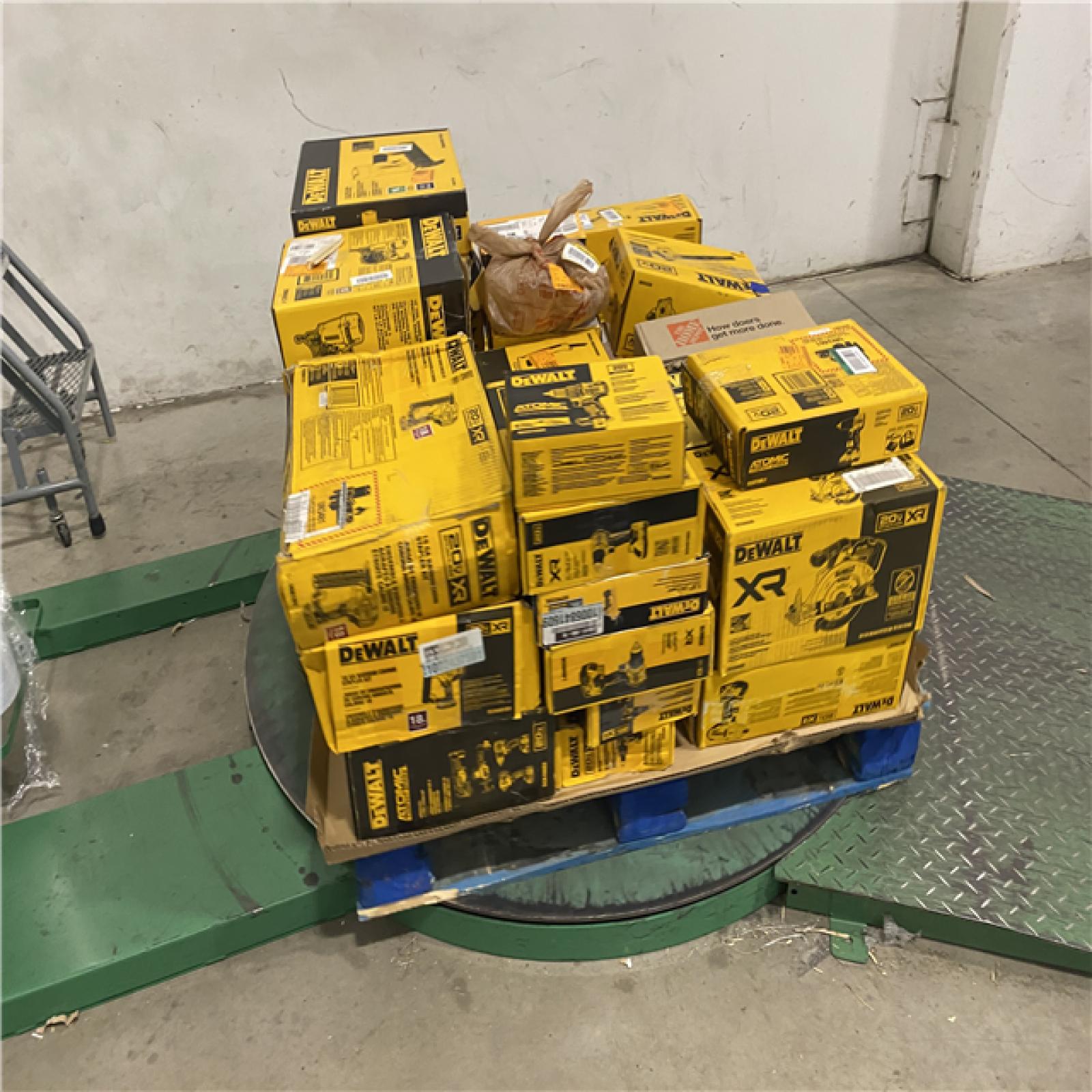 Dallas Location - As-Is DEWALT Tool Pallet