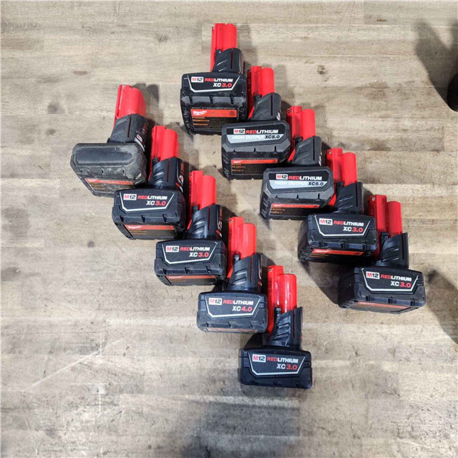 HOUSTON LOCATION - AS-IS MILWAUKEE BATTERY PACK QTY - 20