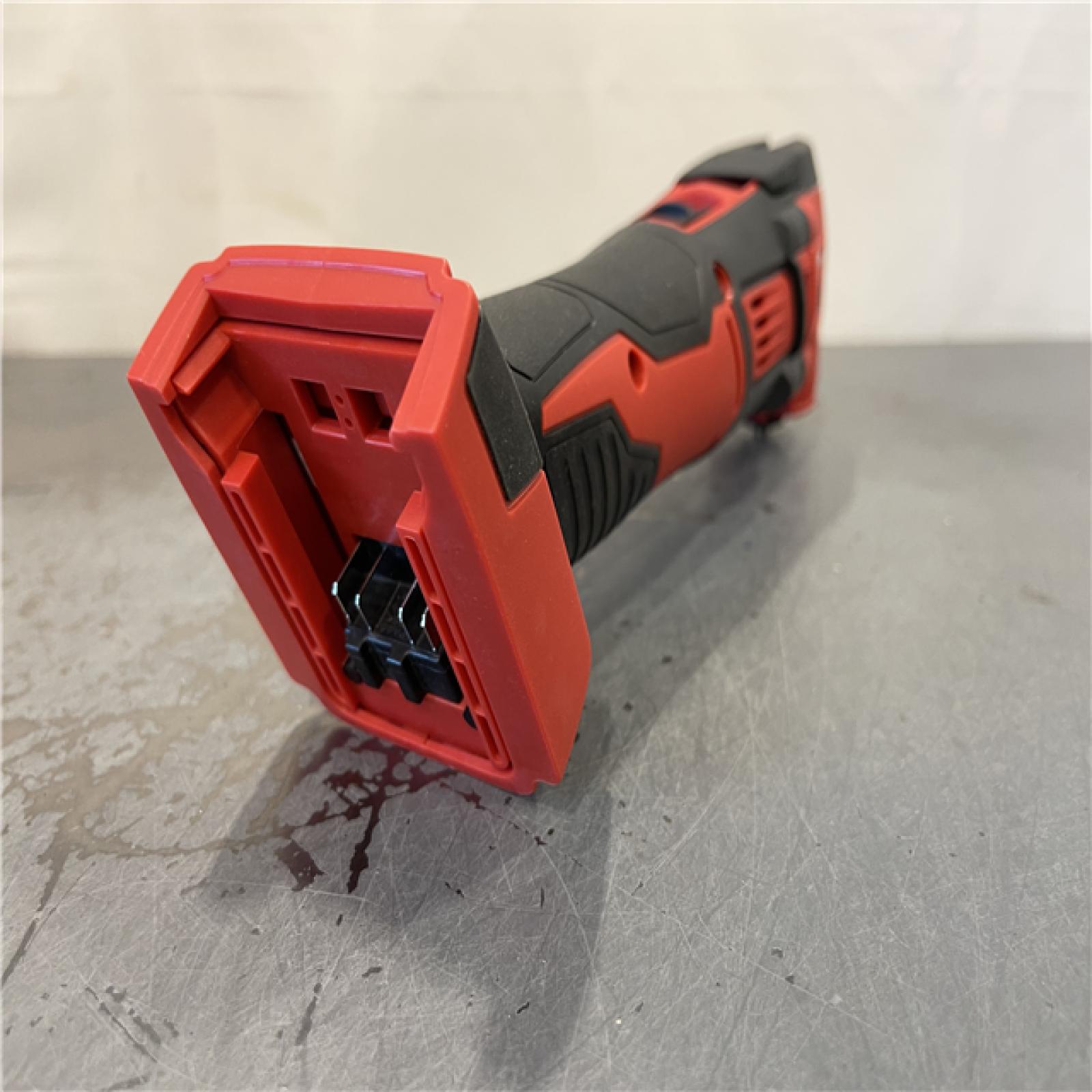 AS-IS - Milwaukee M18 18V Lithium-Ion Cordless Oscillating Multi-Tool