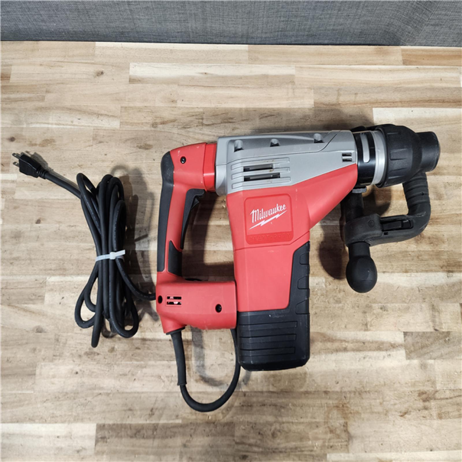 HOUSTON LOCATION - AS-IS Milwaukee SDS-MAX Demolition Hammer