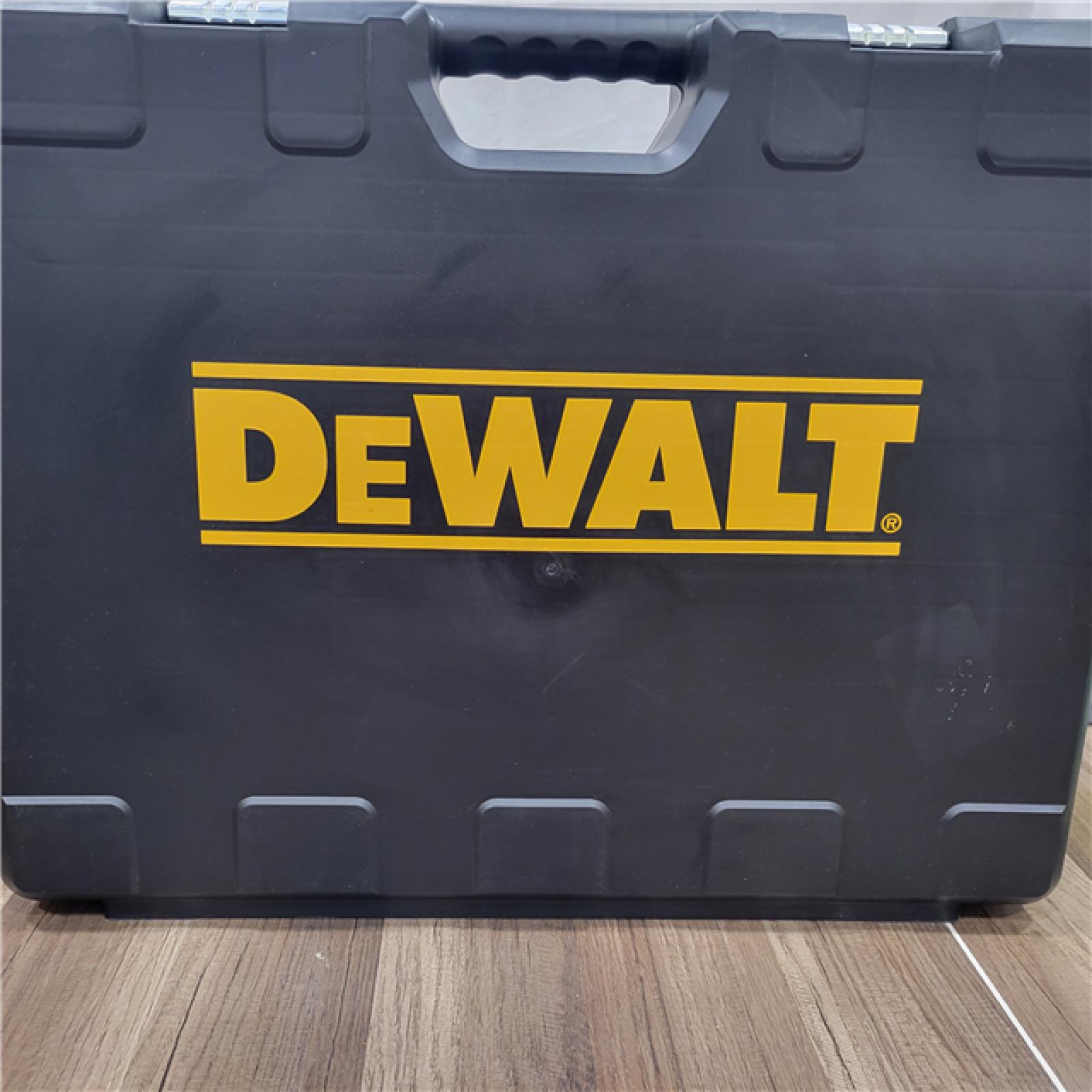 AS-IS DEWALT 10.5 Amp 1-9/16 in. Corded SDS-MAX Combination Concrete/Masonry Rotary Hammer with SHOCKS and Case