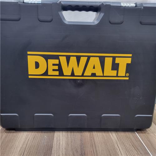 AS-IS DEWALT 10.5 Amp 1-9/16 in. Corded SDS-MAX Combination Concrete/Masonry Rotary Hammer with SHOCKS and Case
