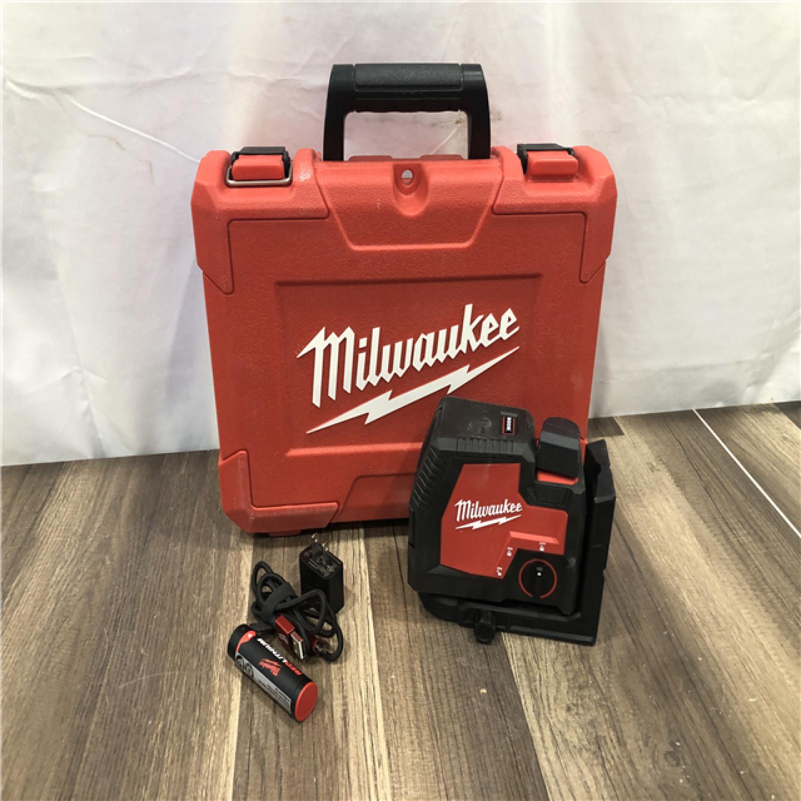 AS-IS Milwaukee 100 ft. REDLITHIUM Lithium-Ion USB Green Rechargeable Cross Line Laser Level with Charger