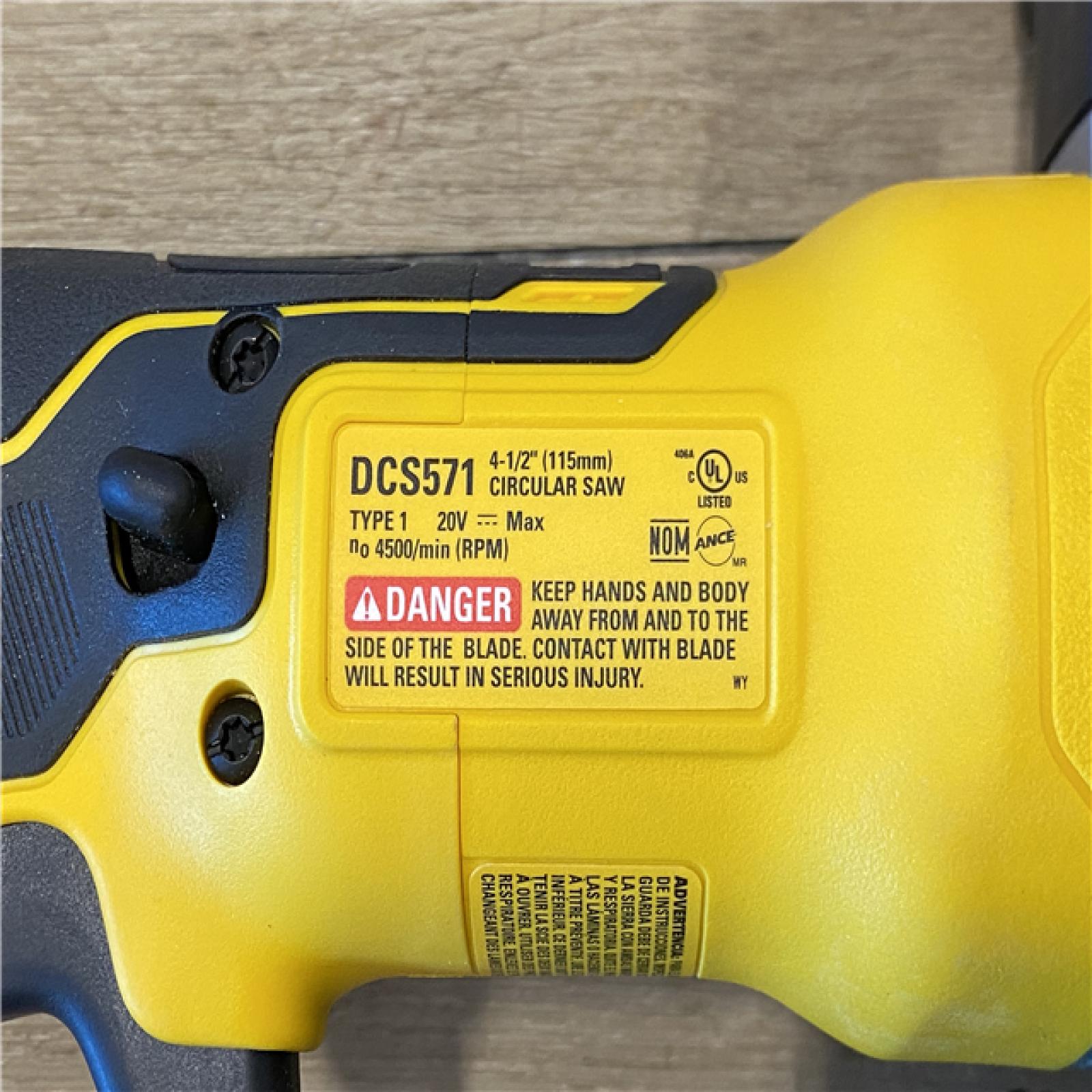 AS-IS DEWALT ATOMIC 20V MAX Cordless Brushless 4-1/2 in. Circular Saw (Tool Only)