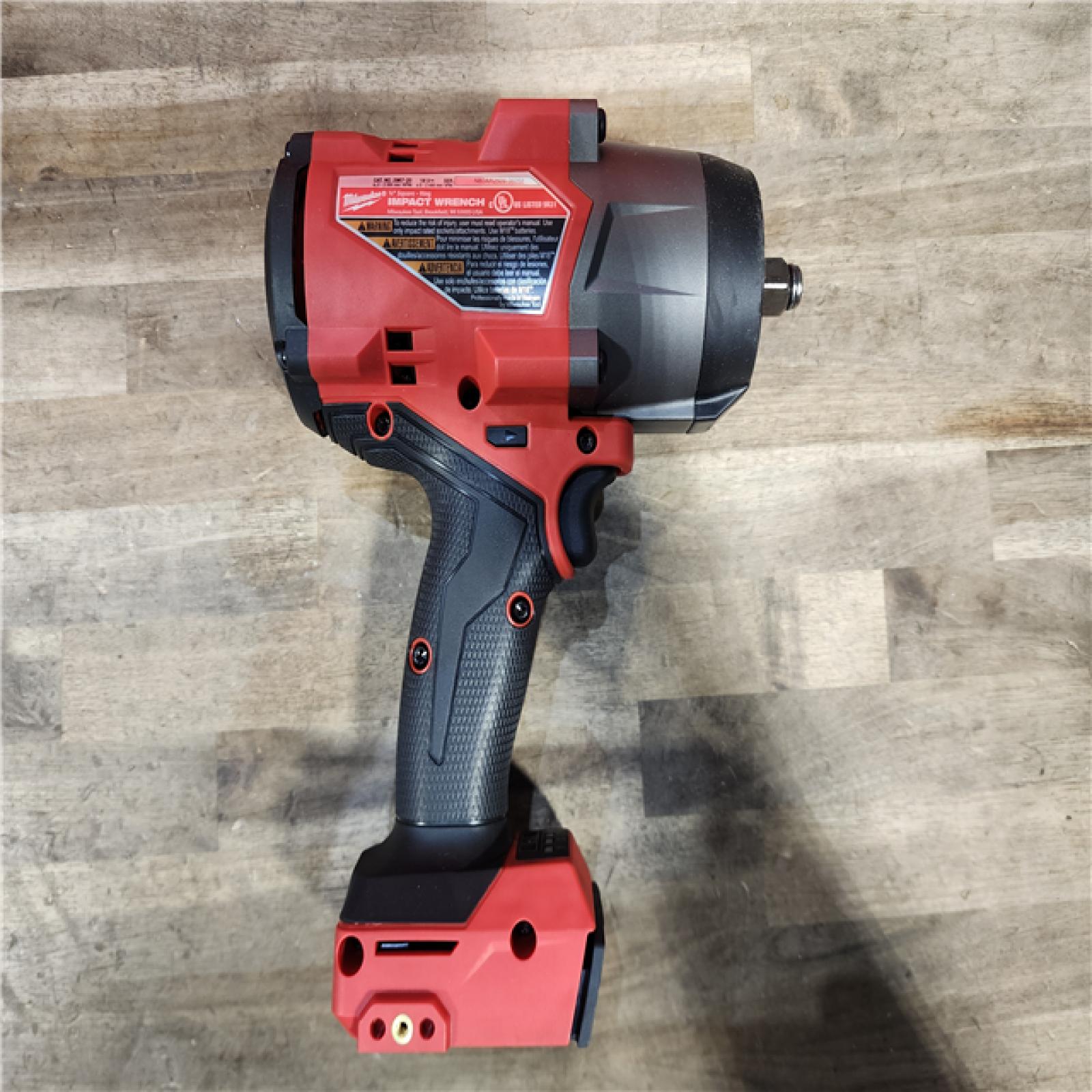 HOUSTON LOCATION - AS-IS (APPEARS LIKE NEW) Milwaukee M18 1/2 in. Cordless Brushless High Torque Impact Wrench Kit (Battery & Charger)