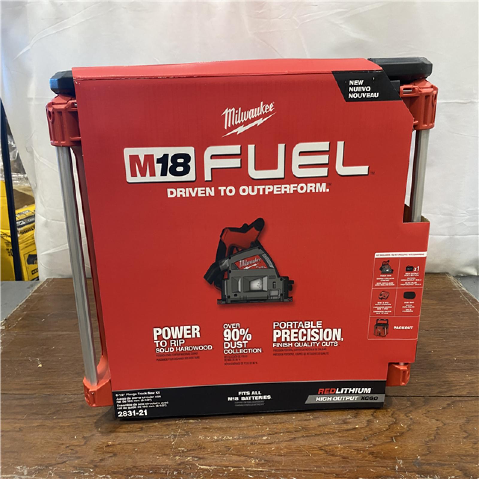 NEW Milwaukee 2831-21 M18 FUEL 18-Volt Lithium-Ion Brushless Cordless 6-1/2 in. Plunge Track Saw PACKOUT Kit with One 6.0 Ah Battery