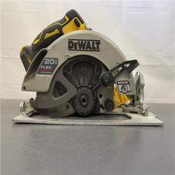 AS-IS - 20V MAX Cordless Brushless 7-1/4 in. Sidewinder Style Circular Saw with FLEXVOLT ADVANTAGE (Tool Only)