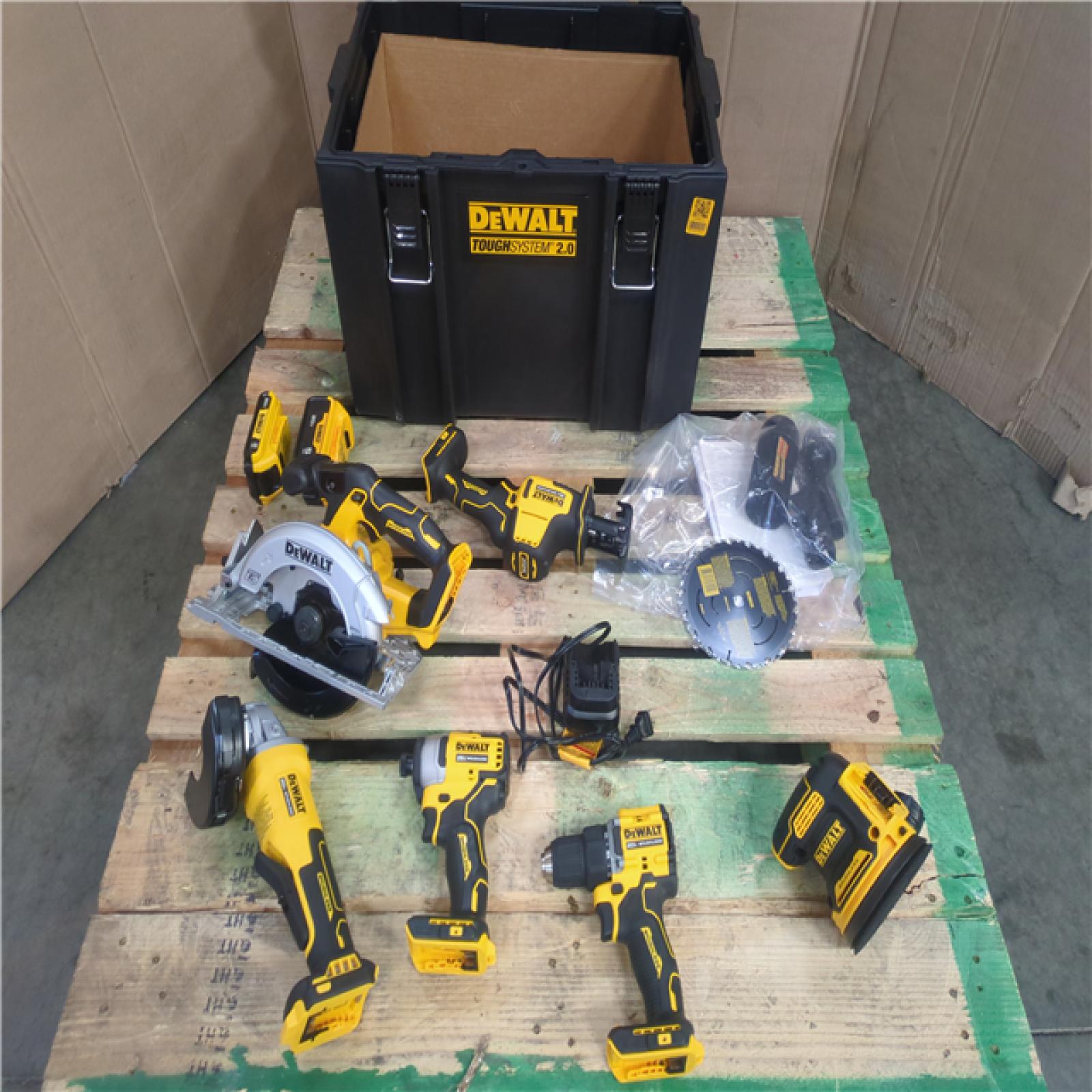 CALIFORNIA AS-IS DEWALT 20v 6 TOOL COMBO KIT
