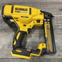 AS-IS DEWALT 20V MAX XR Lithium-Ion Cordless 18-Gauge Narrow Crown Stapler Kit
