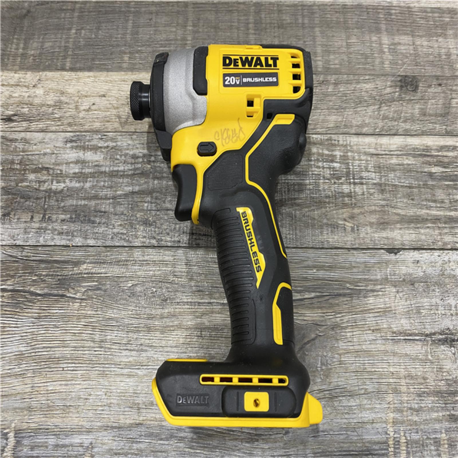 AS-IS DEWALT Atomic 20V Max Lithium-Ion Brushless Cordless Compact 1/4 in. Impact Driver Kit
