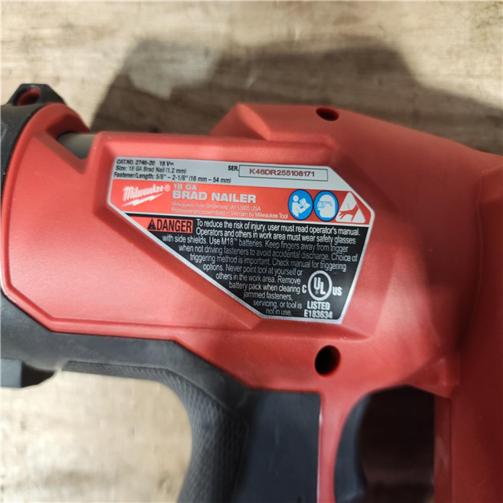 HOUSTON LOCATION - AS - IS Milwaukee FUEL 18-Volt Lithium-Ion Brushless Cordless Gen II 18-Gauge Brad Nailer (Tool-Only)