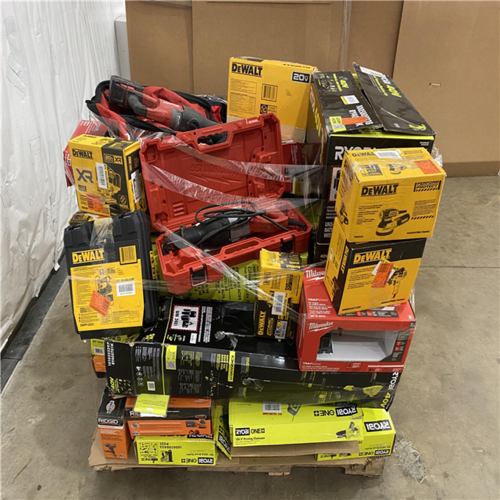 Houston Location AS IS - Tool Pallet