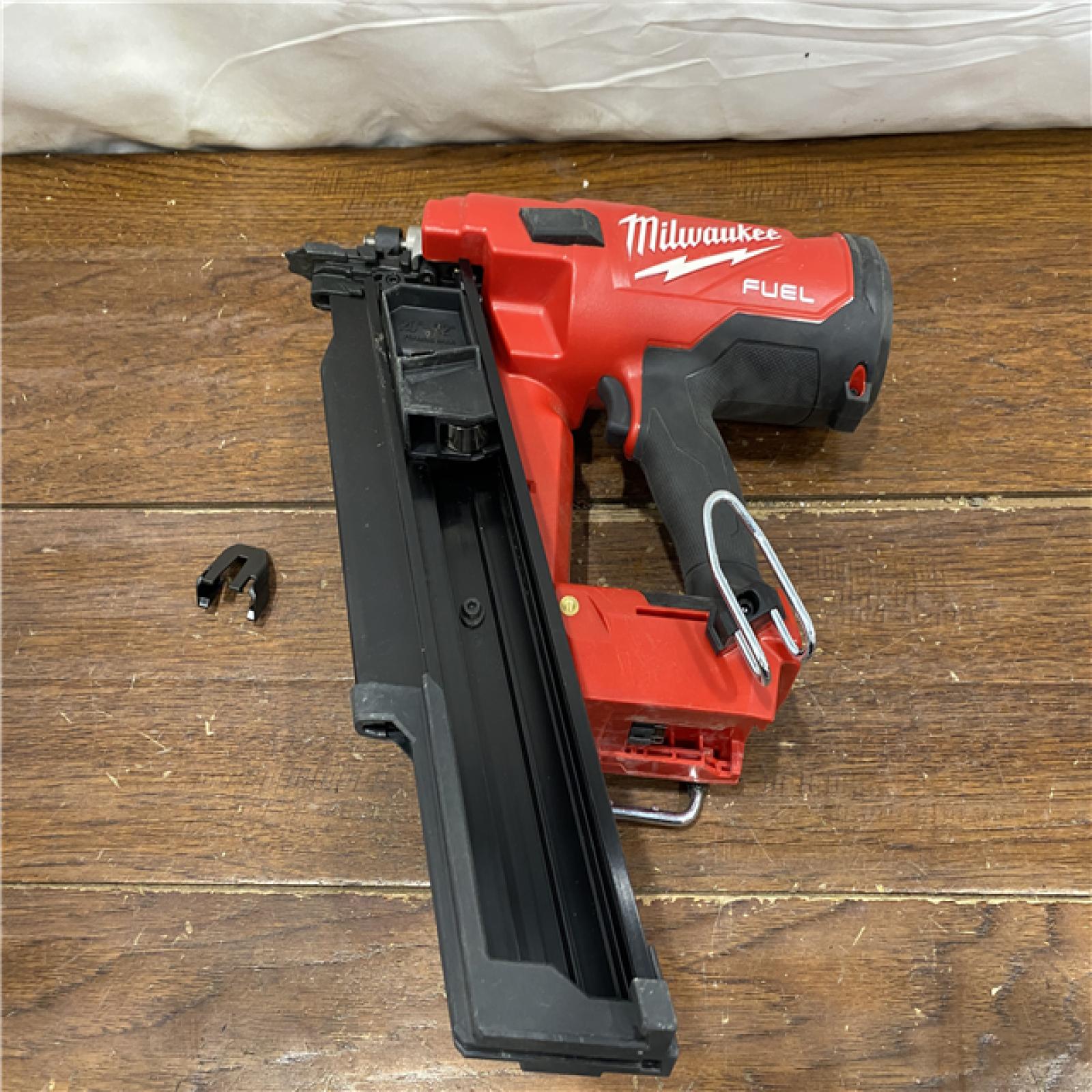 AS-IS Milwaukee 2744-20 M18 FUEL 21-Degree Cordless Framing Nailer (Tool Only)