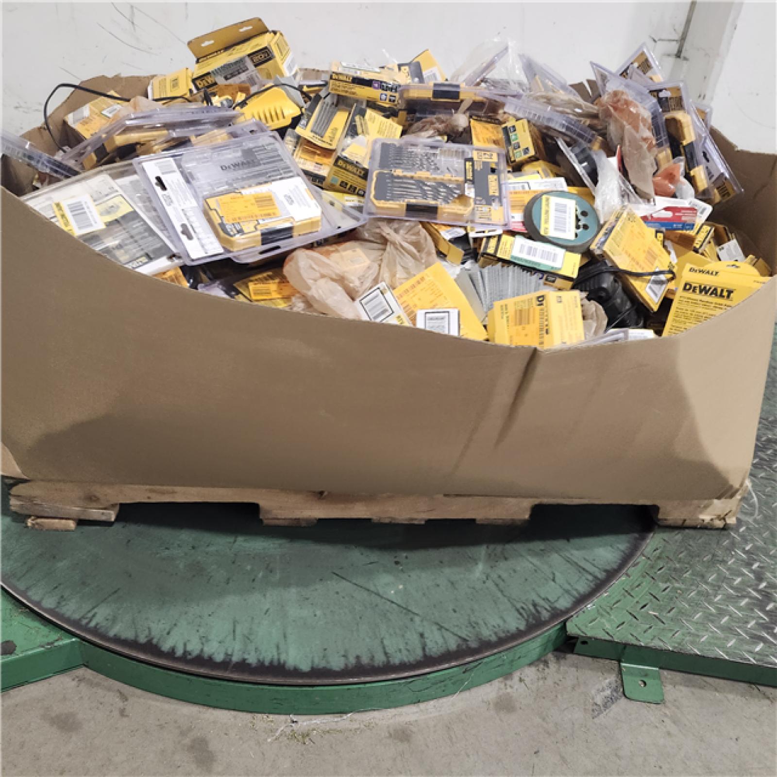 Dallas Location - As-Is DEWALT Tool Pallet