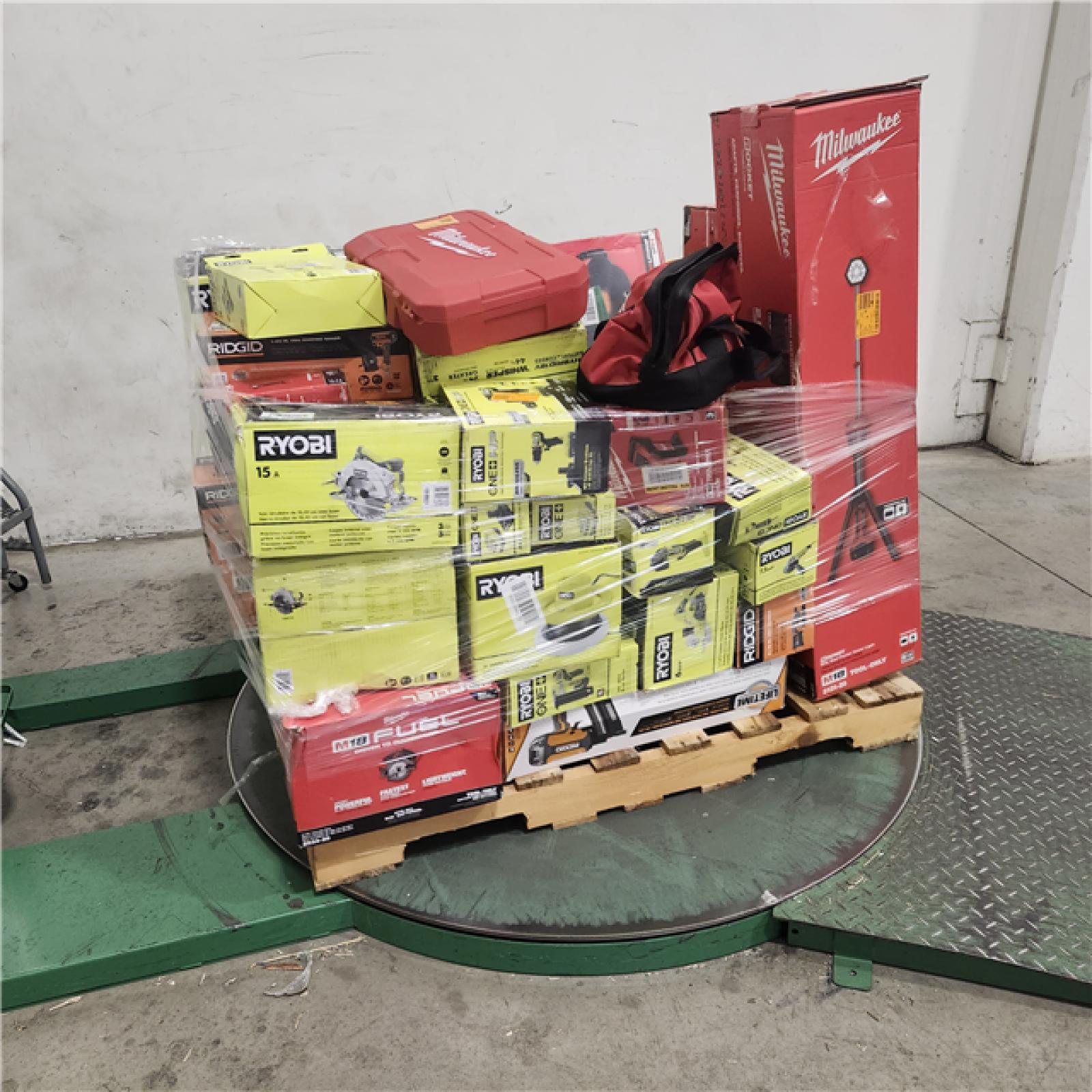 Dallas Location - As-Is Tool Pallet