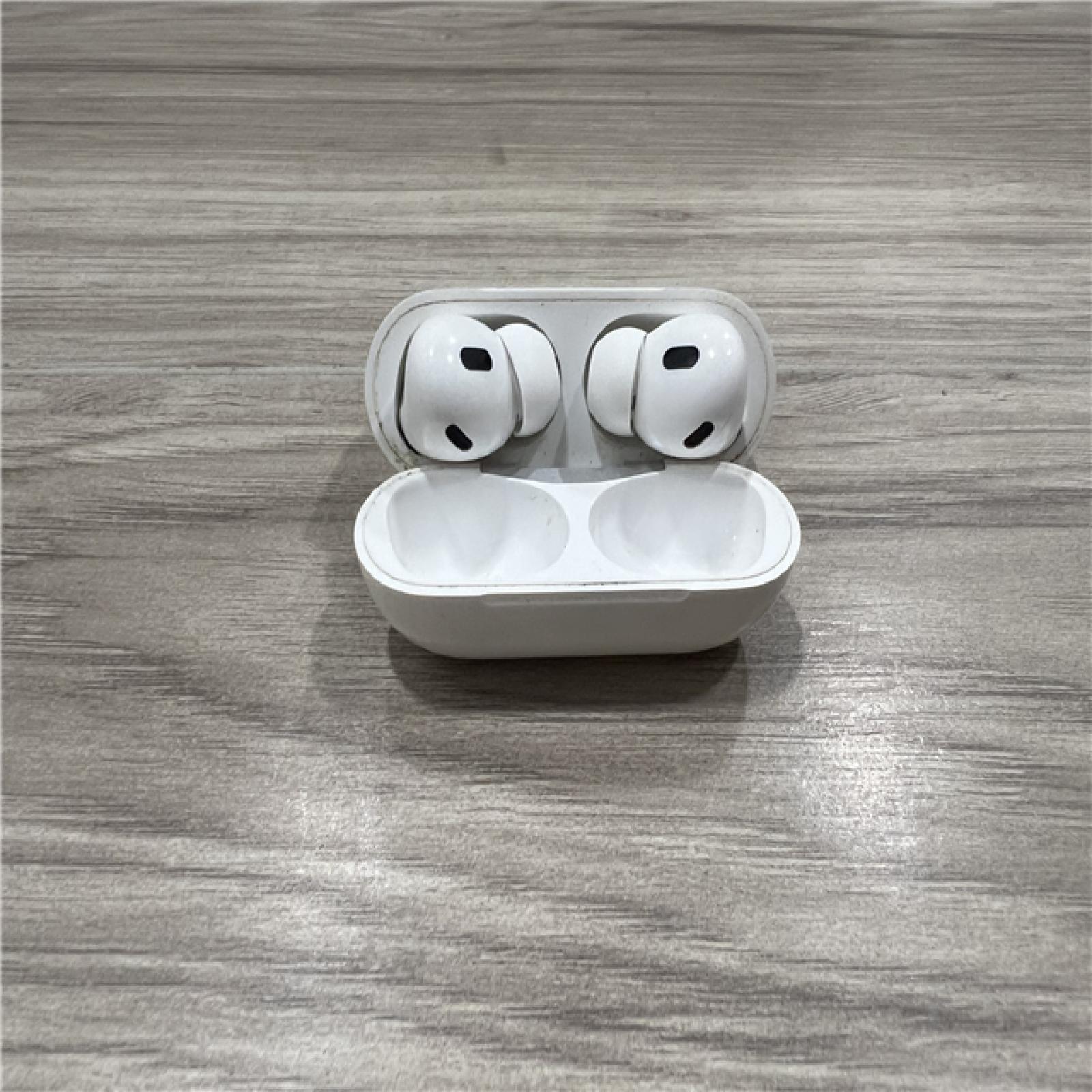 AS-IS Apple AirPods Pro (2nd Generation) with the (Lightning version) MagSafe Charging Case