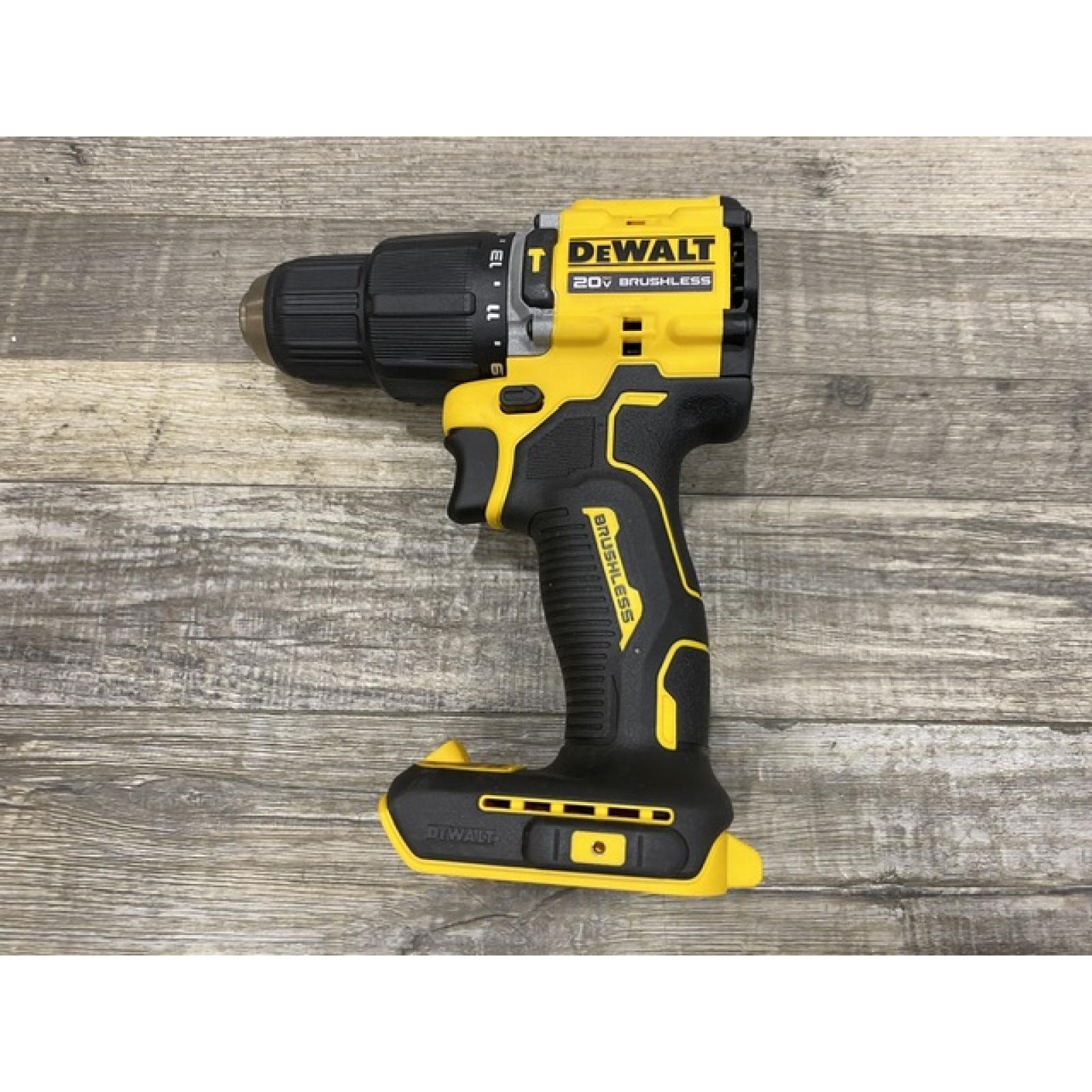 AS-IS DEWALT ATOMIC 20V Cordless 1/2 in. Compact Hammer Drill Kit