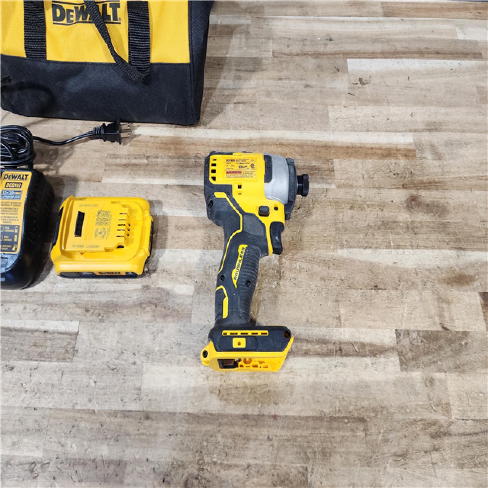 HOUSTON LOCATION - AS - IS DEWALT Atomic 20V Max Lithium-Ion Brushless Cordless Compact 1/4 in. Impact Driver Kit