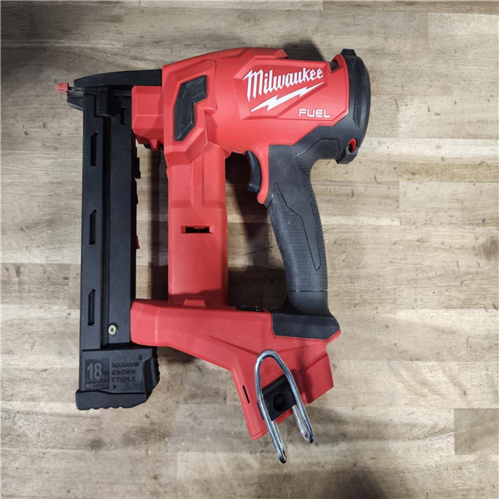 HOUSTON LOCATION - AS-IS MILWAUKEE FUEL 18-Volt Lithium-Ion Brushless Cordless 18-Gauge 1/4 in. Narrow Crown Stapler (Tool-Only)