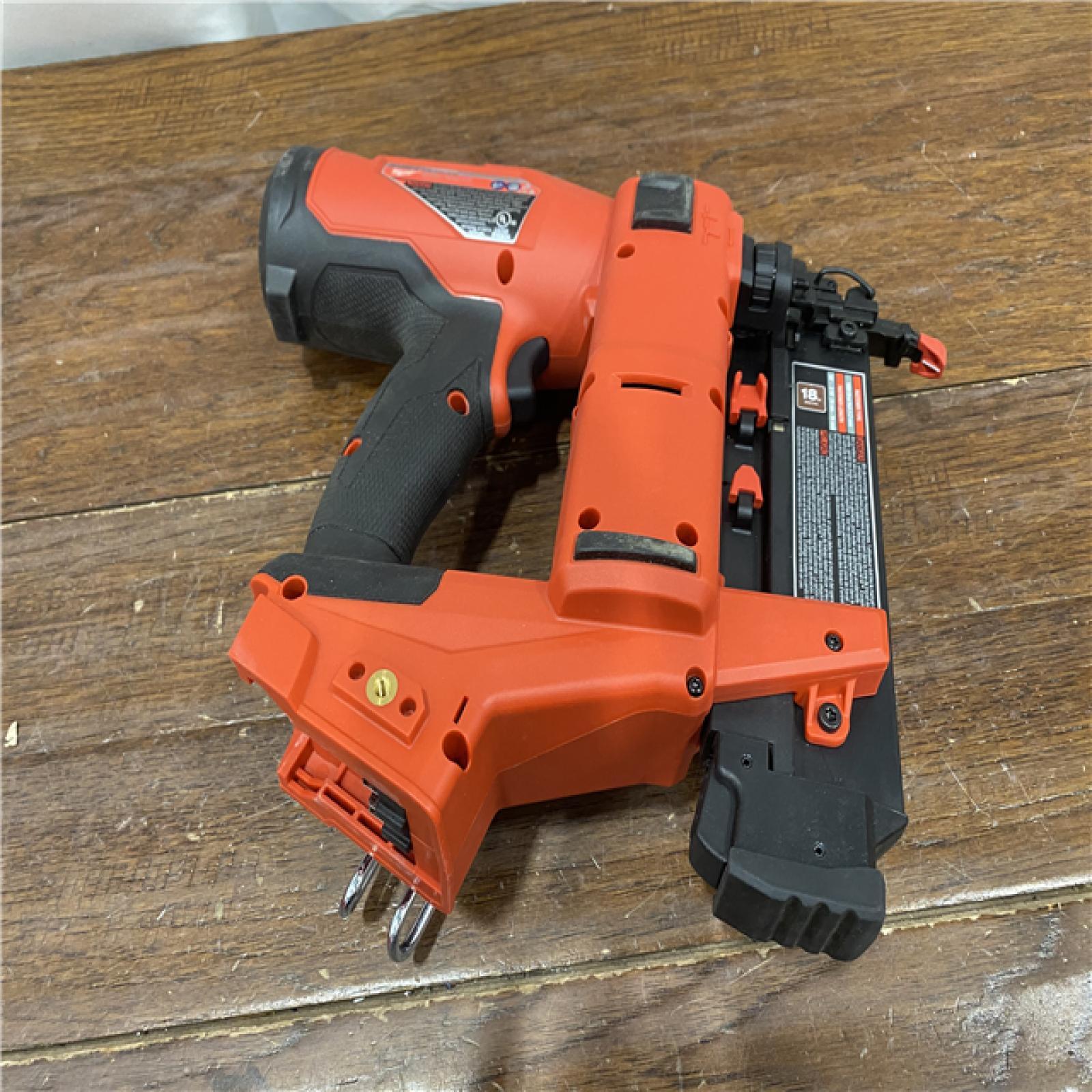 AS-ISMilwaukee M18 Fuel 18V Brushless 18-Gauge Brad Nailer 2746-20 (Bare Tool)