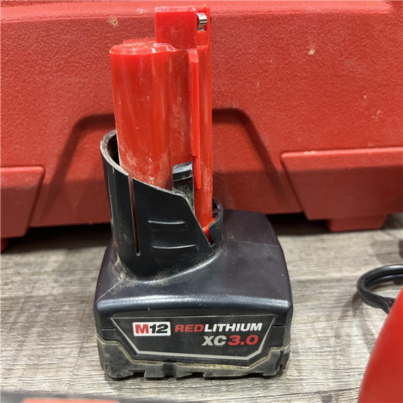 AS-IS Milwaukee 12V Lithium-Ion Cordless 600 MCM Cable Cutter Kit