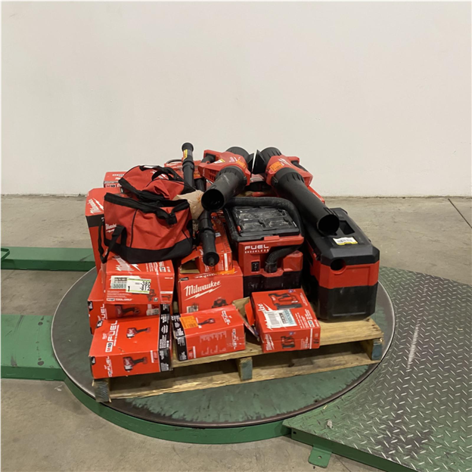 Dallas Location - As-Is Tool Pallet