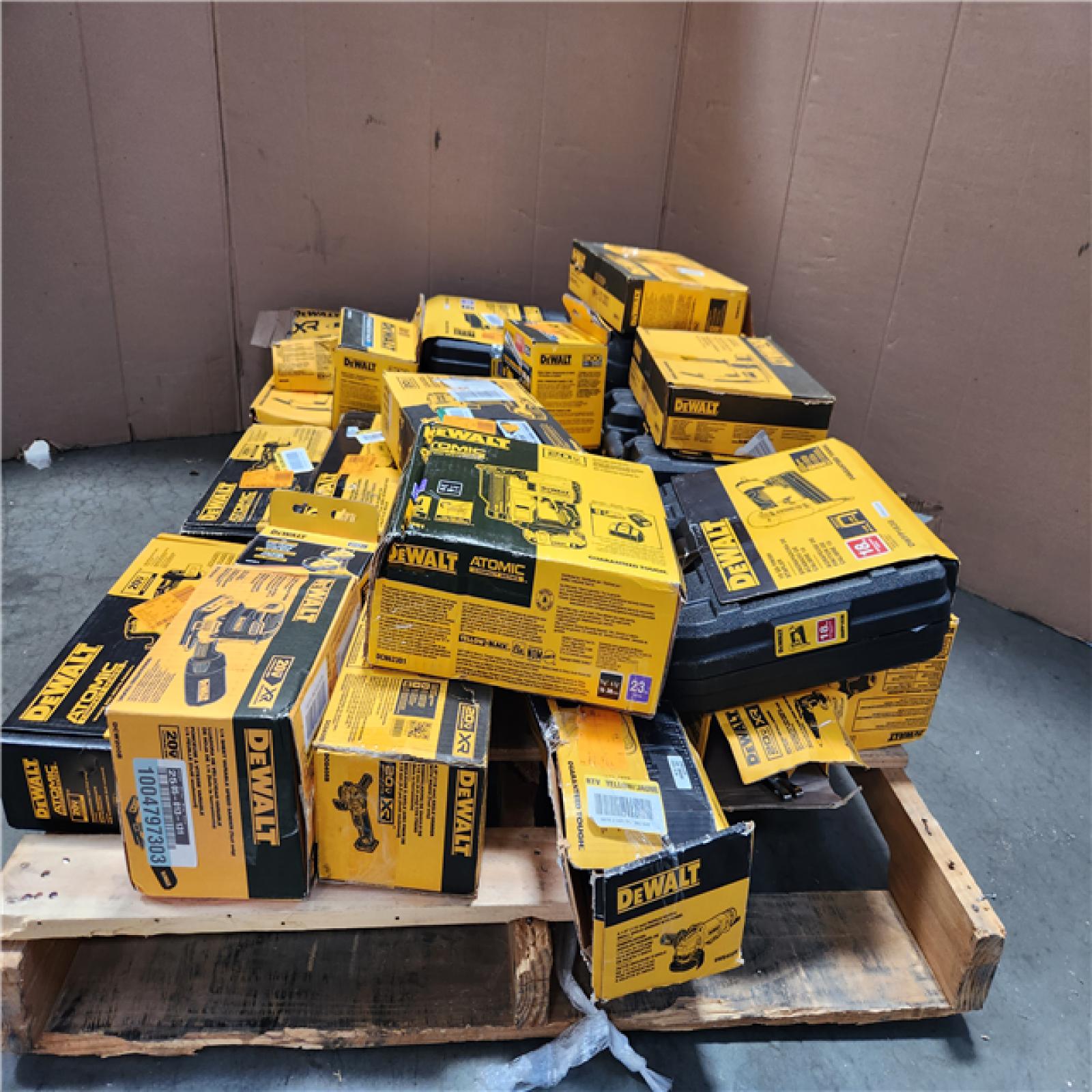 CALIFORNIA AS-IS TOOL PALLET