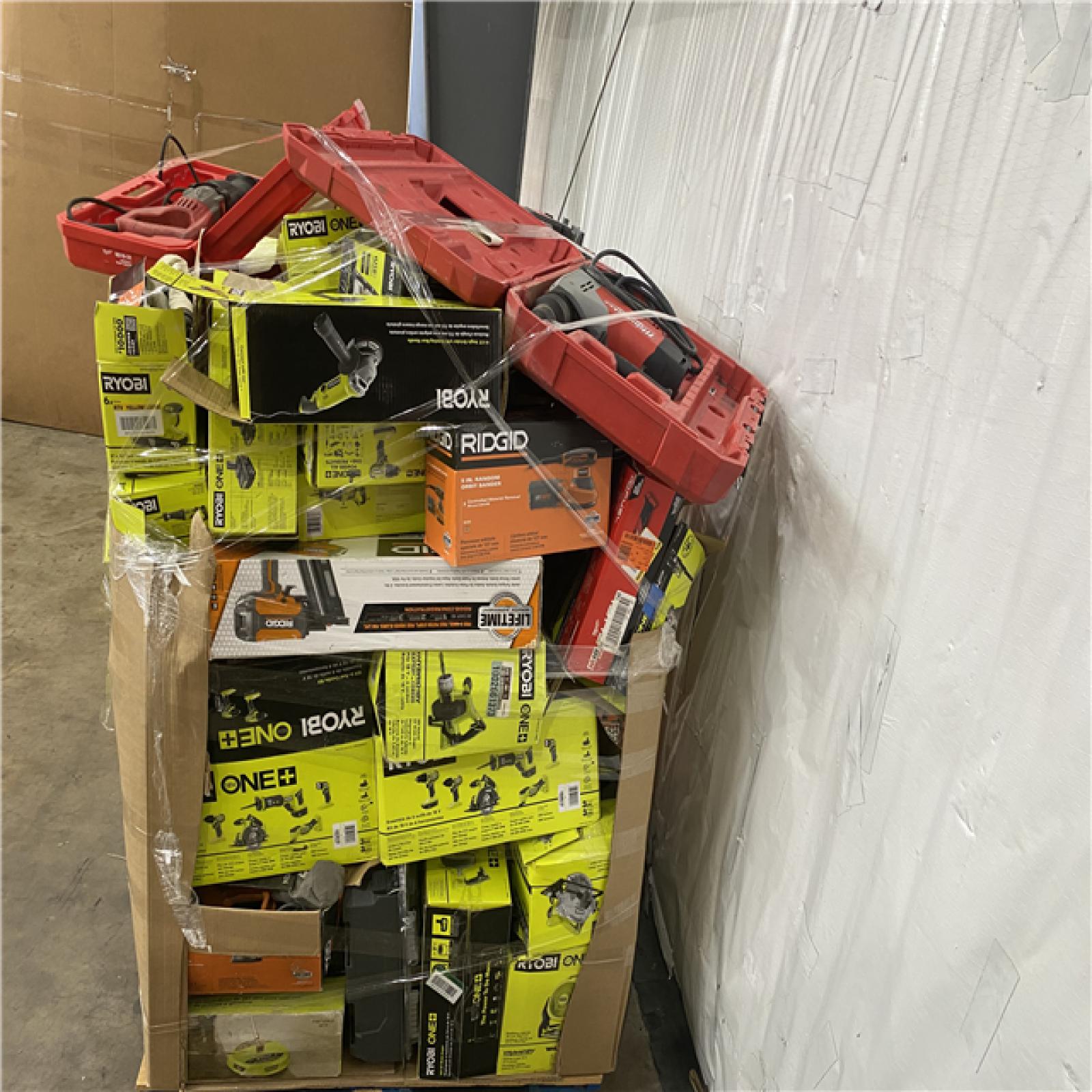 Houston Location AS IS - Tool Pallet