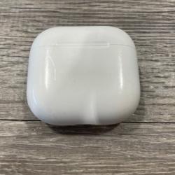 AS-IS Apple Airpods 4 Wireless Charging Case