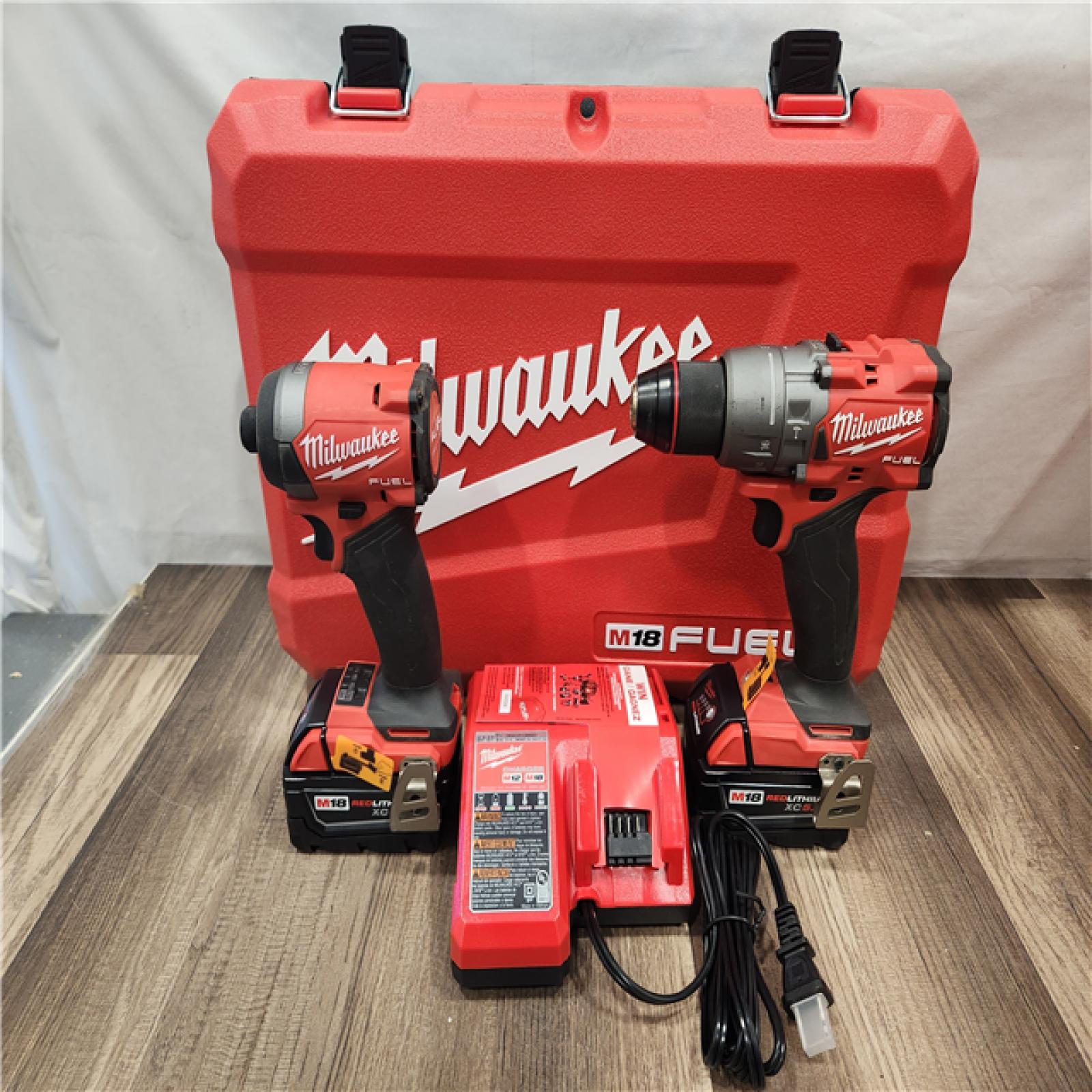 AS-IS- MILWAUKEE FUEL 18V Lithium-Ion Brushless Cordless Hammer Drill and Impact Driver Combo Kit