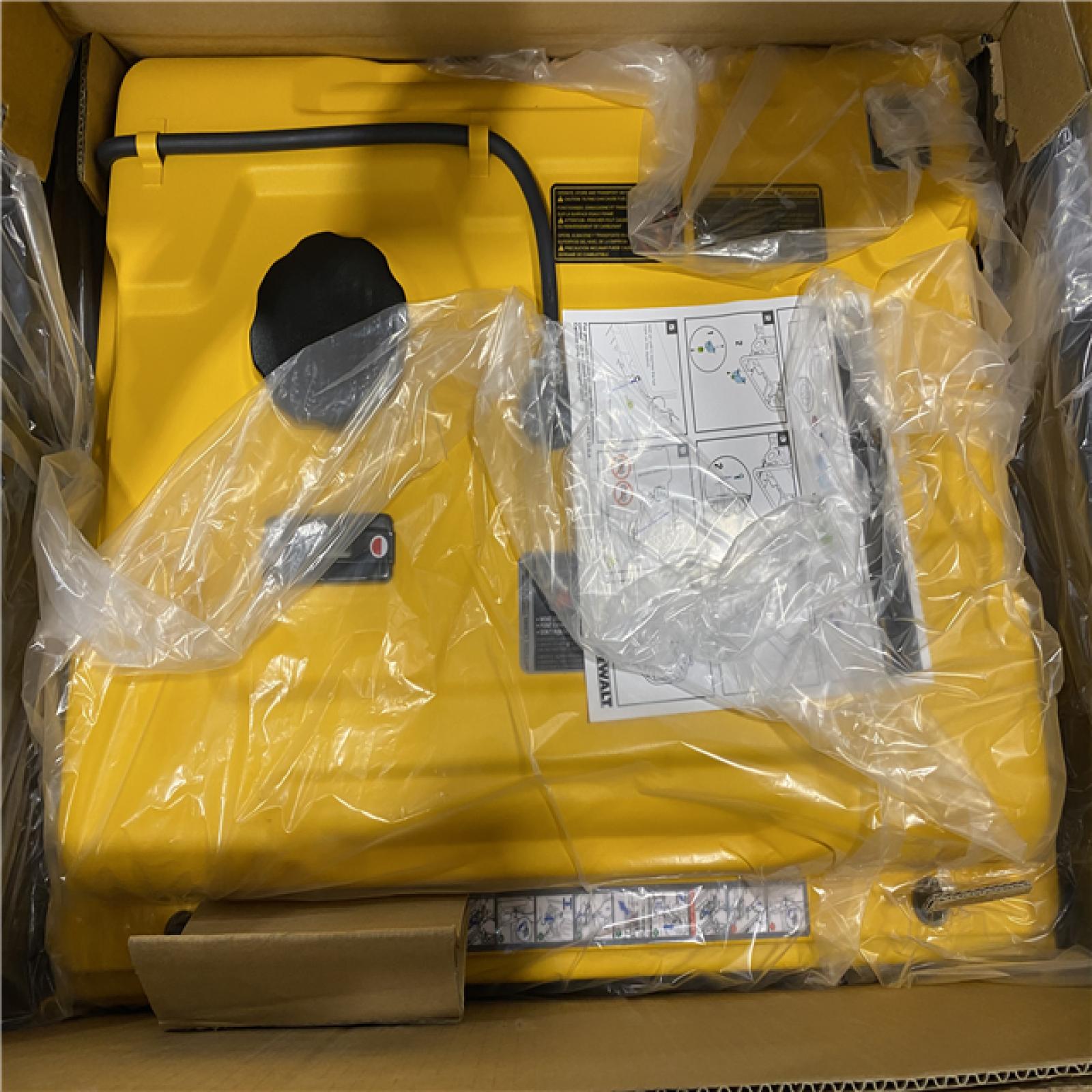 Dallas Location - As-Is DEWALT 8125 / 6500- Watt Gas Powered Portable Generator