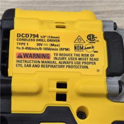 AS-IS DEWALT ATOMIC COMPACT SERIES 20V MAX* Cordless 1/2 Drill/Driver Kit