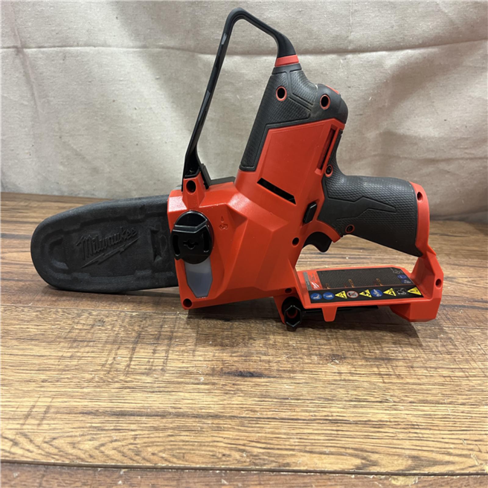 AS-IS Milwaukee M12 FUEL 6 in. 12V Lithium-Ion Brushless Electric Cordless Battery Pruning Saw HATCHET (Tool-Only)