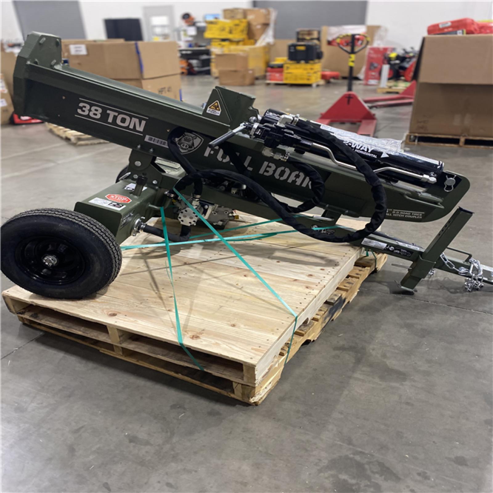 Dallas Location - As-Is  FULL BOAR 38 Ton 306 cc Gas Engine Log Splitter