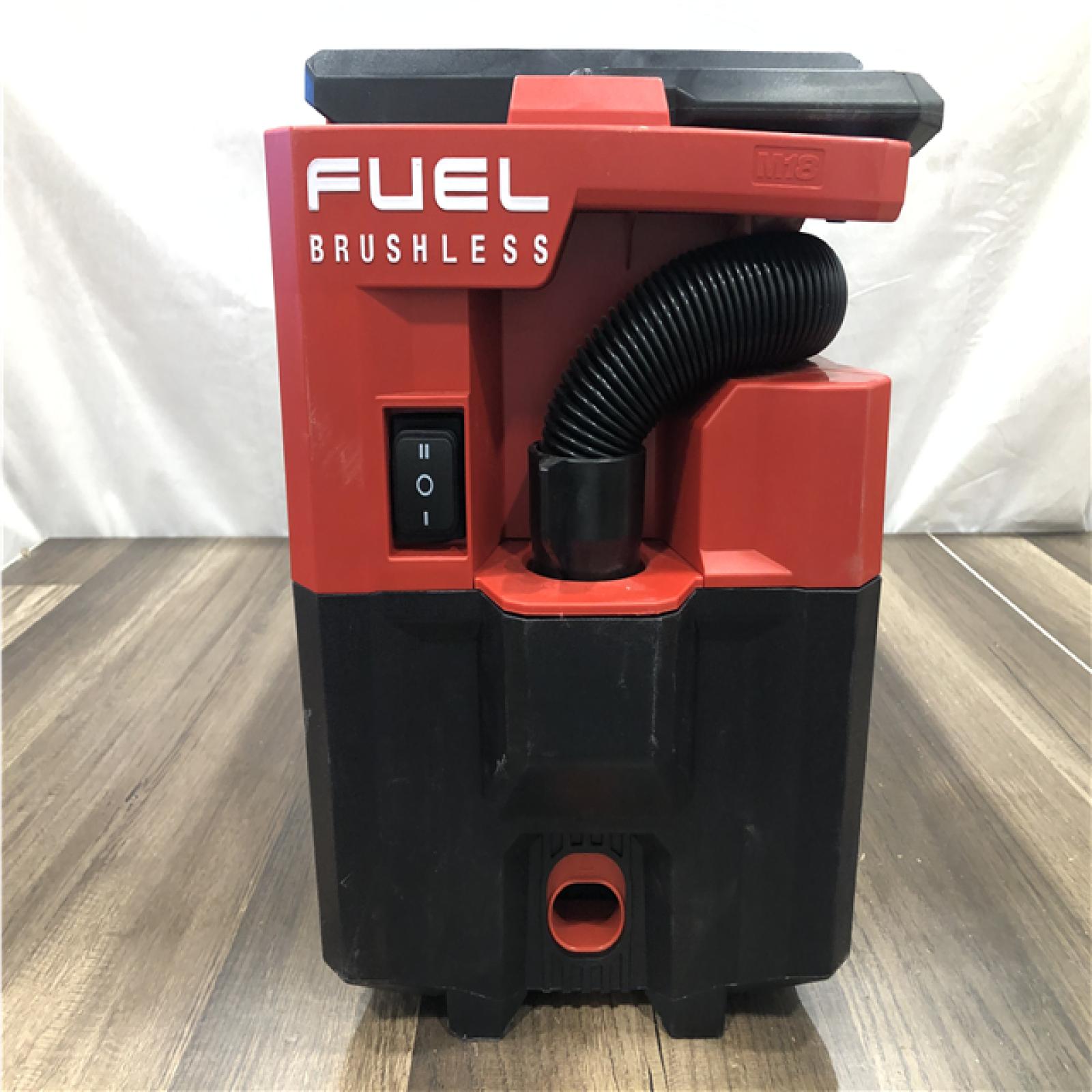 AS-IS Milwaukee FUEL PACKOUT 18-Volt Lithium-Ion Cordless 2.5 Gal. Wet/Dry Vacuum (Vacuum-Only)