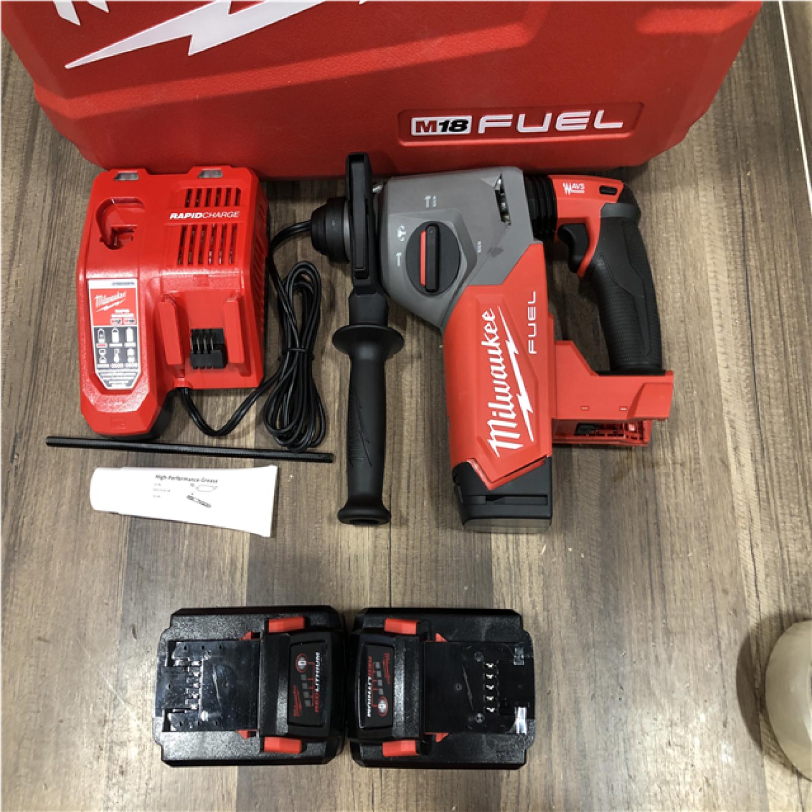 AS-IS Milwaukee FUEL 18V Lithium-Ion Brushless 1 in. Cordless SDS-Plus Rotary Hammer Kit