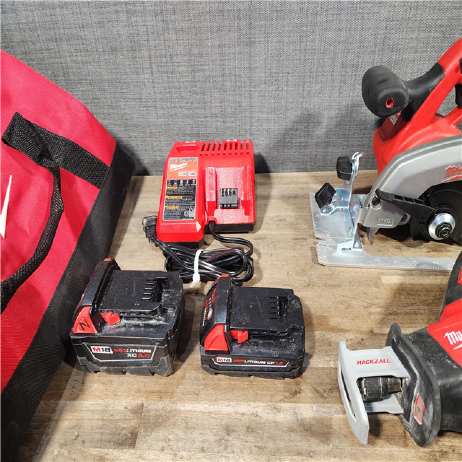 HOUSTON LOCATION - AS-IS Milwaukee 5 Tool Combo Kit W/ (2) Battery & Charger