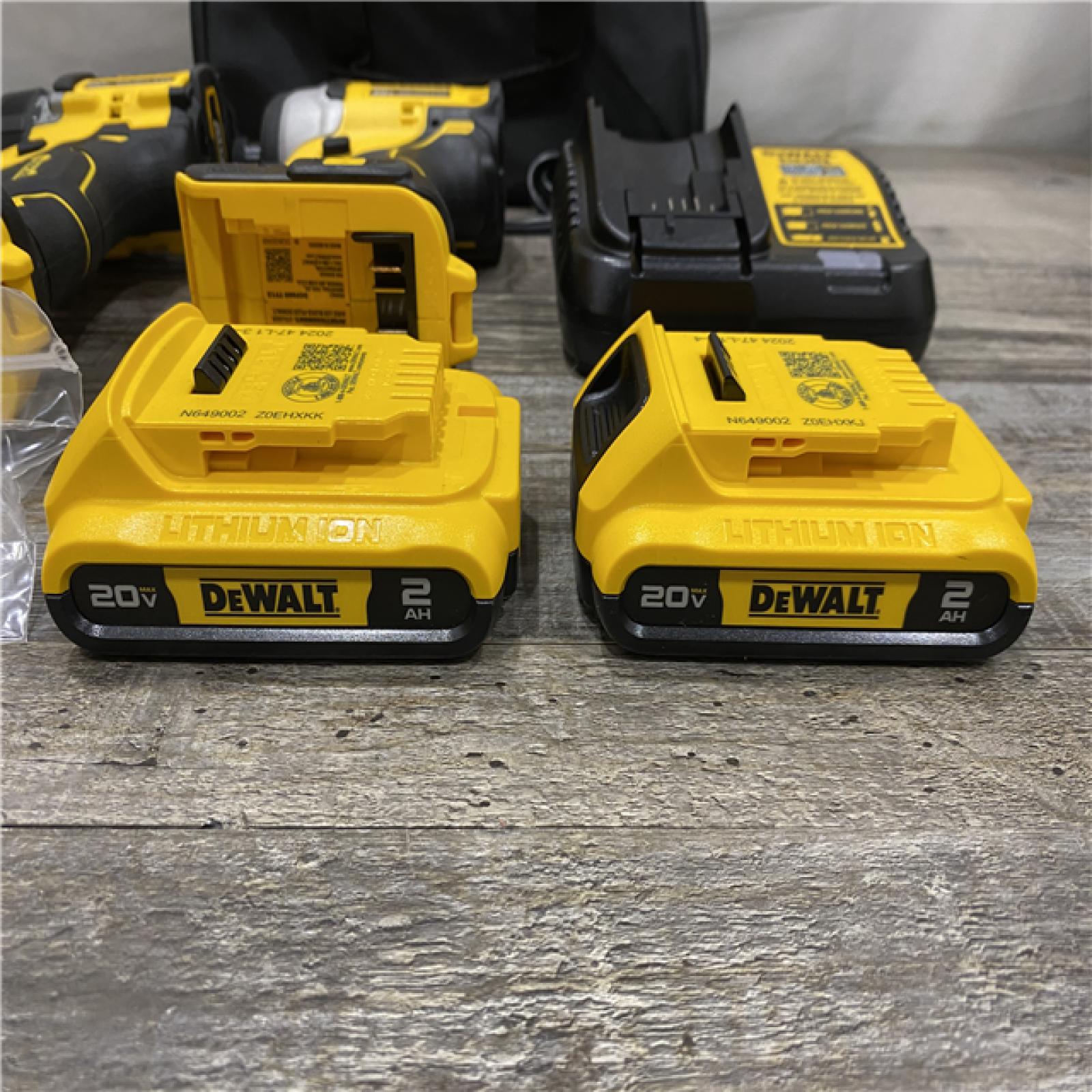 AS-IS DEWALT ATOMIC 20-Volt MAX Lithium-Ion Cordless (2-Tool) Combo Kit