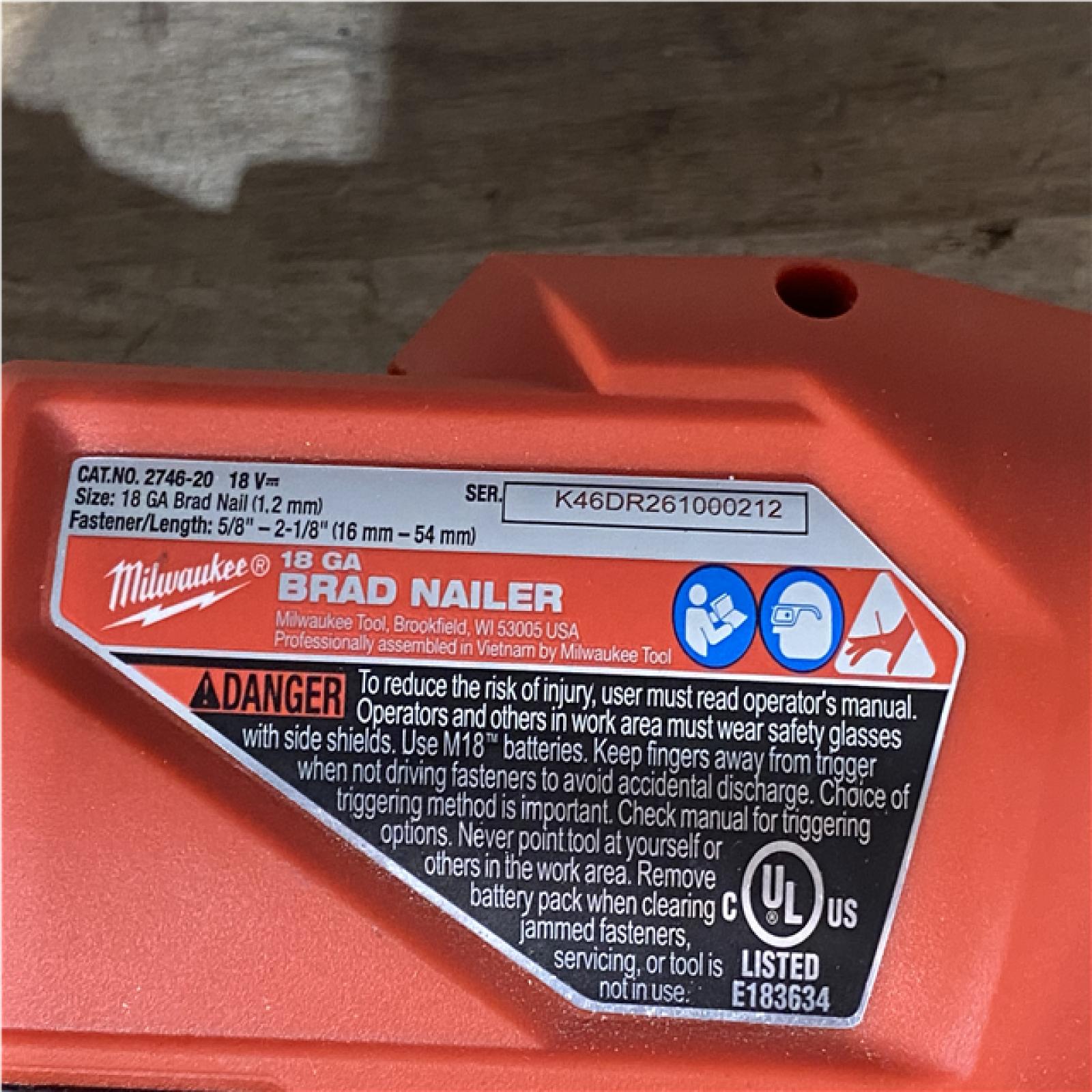 Houston Location AS-IS Milwaukee FUEL 18-Volt Lithium-Ion Brushless Cordless Gen II 18-Gauge Brad Nailer (Tool-Only)