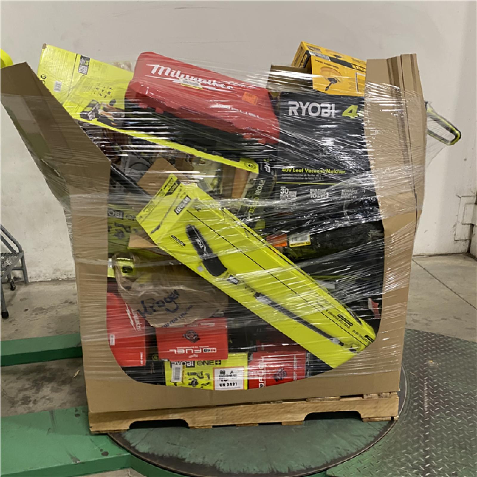 Dallas Location - As-Is Tool Pallet